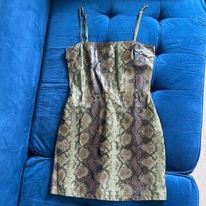 Jagger & Stone Women’s Green Snakeskin Dress (Size US 4/UK 8)